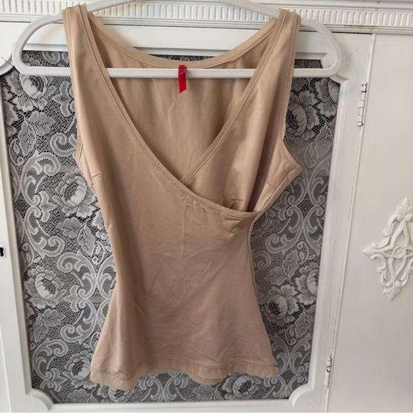 SPANX Other - SPANX Simplicity Cross Over V-Neck Shaper